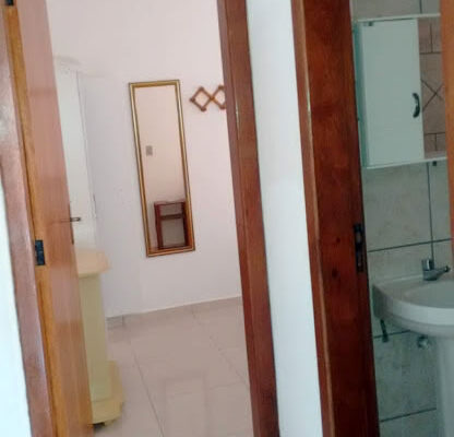 Residencial Praia de Bombas Aluguel Apartamentos em Bombas 3-5